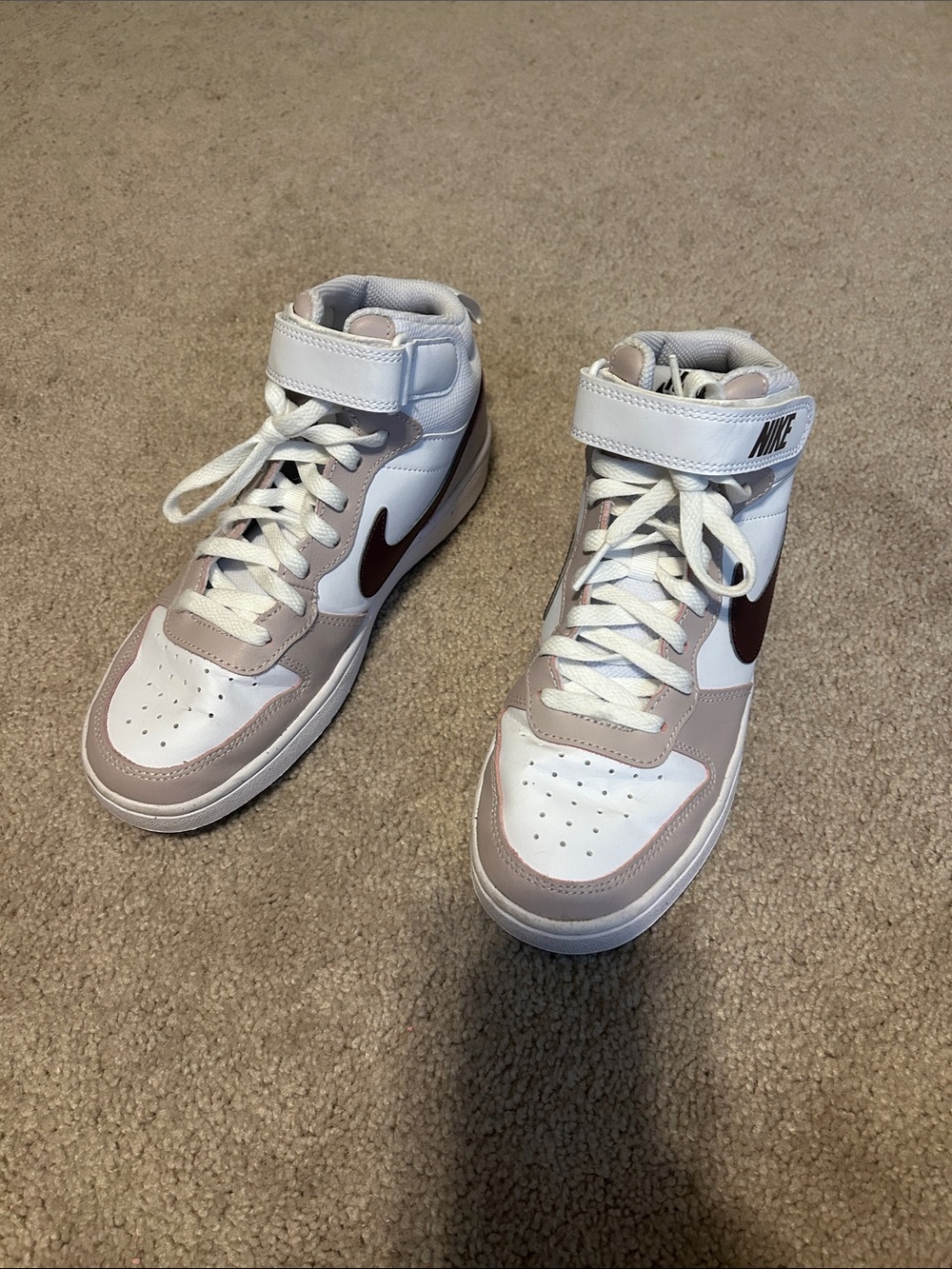 Nike High-Top Sneakers in White, Dusty Pink and Maroon